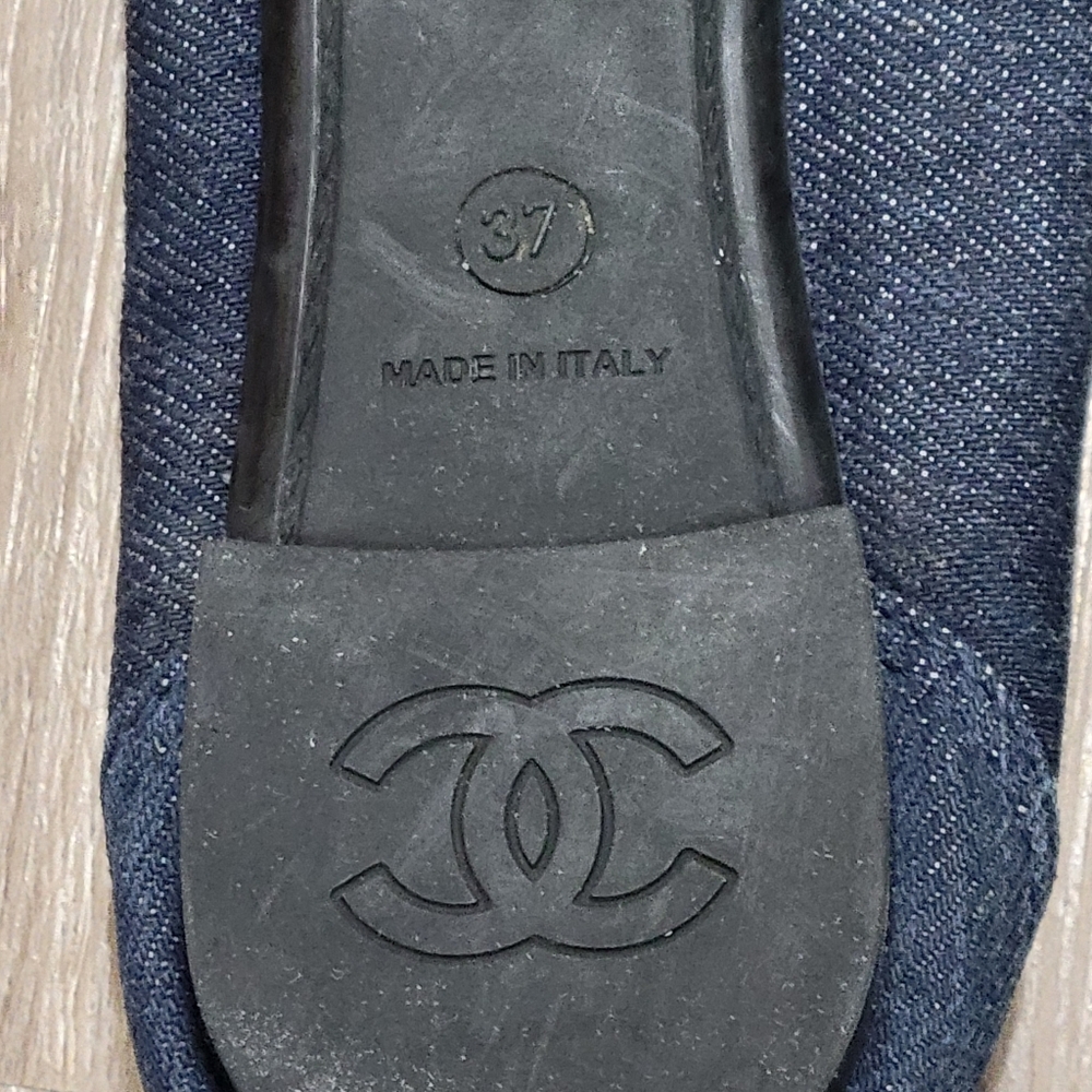Authentic Chanel Women's Pre-Owned Denim Flats Size US-6.5/EU 37 - Picture 4 of 8
